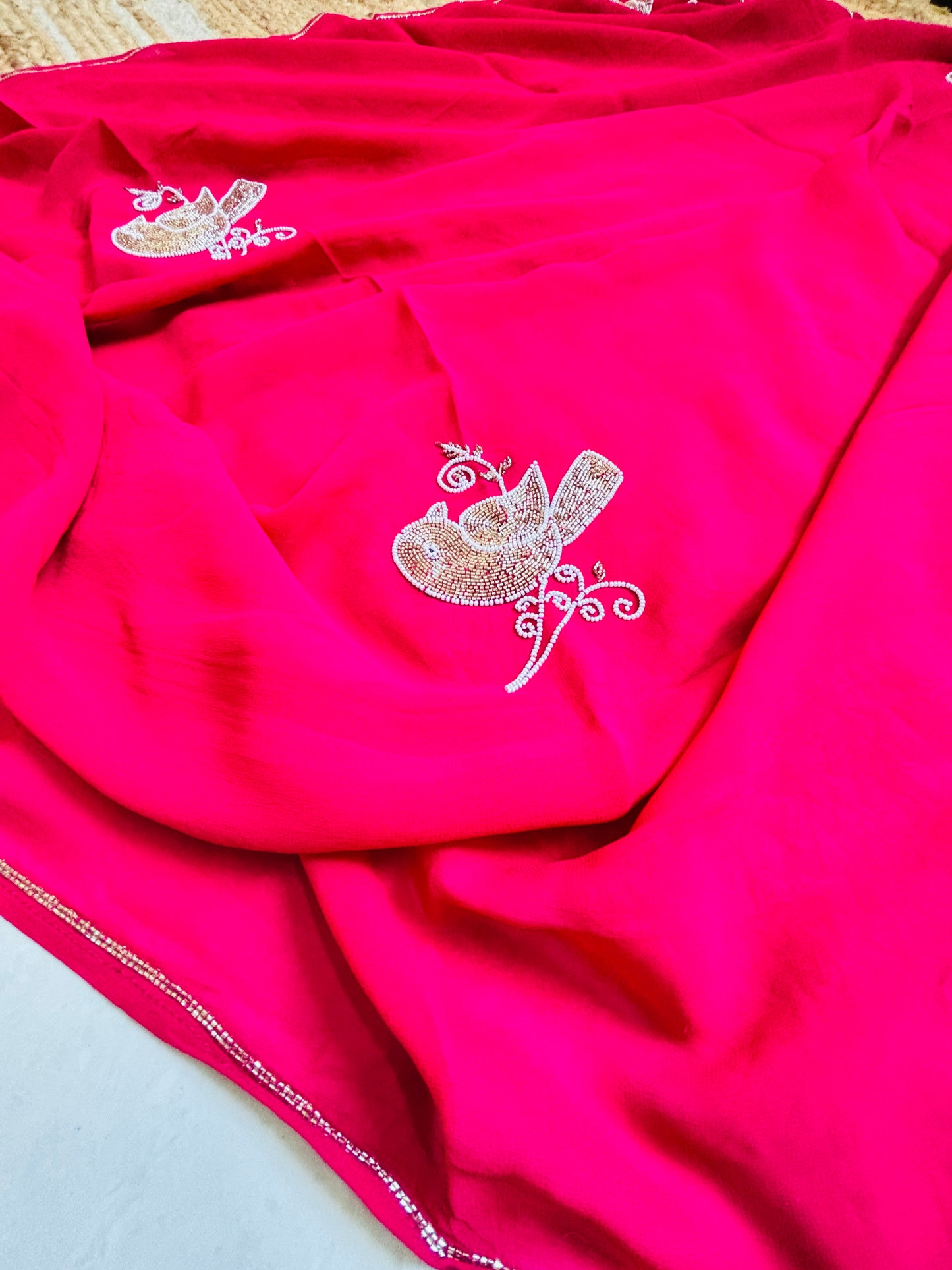 Gulabi chidiya Saree